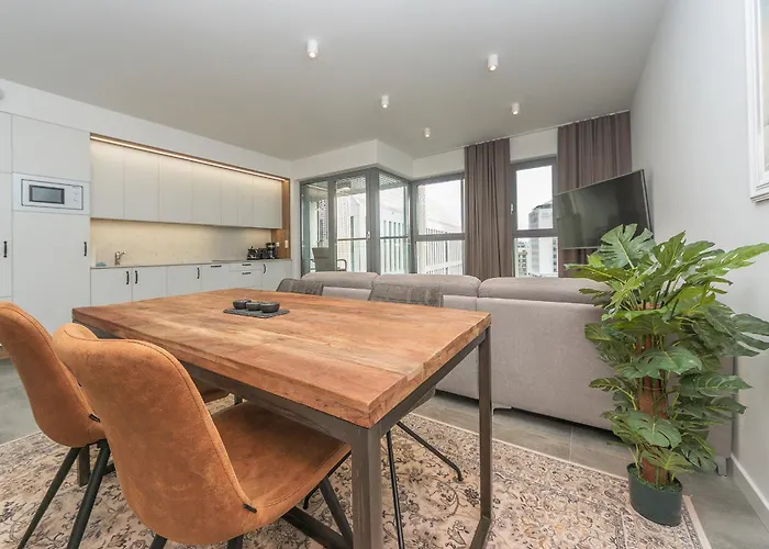 Lägenhet Deluxe On Granary Island With Parking - Granaria I & By Renters